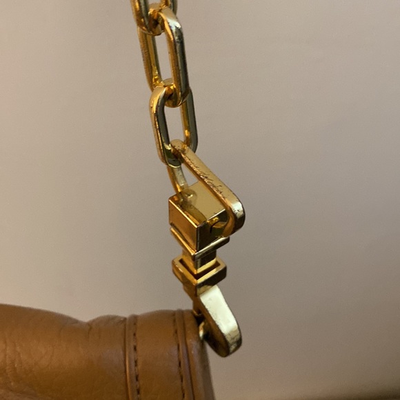 Tory Burch Crossbody - Picture 6 of 9